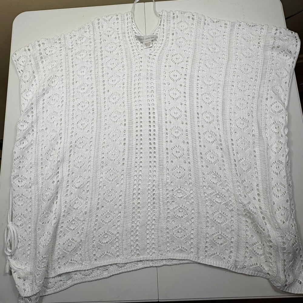 House‎ of Harlow 1960 White Crochet Knit Poncho Cover Up OS